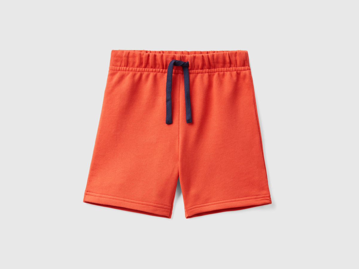 Benetton Man United Colors Of Bermudas Made Of Sweaty In Organic Red Paint Mens SHORTS GOOFASH