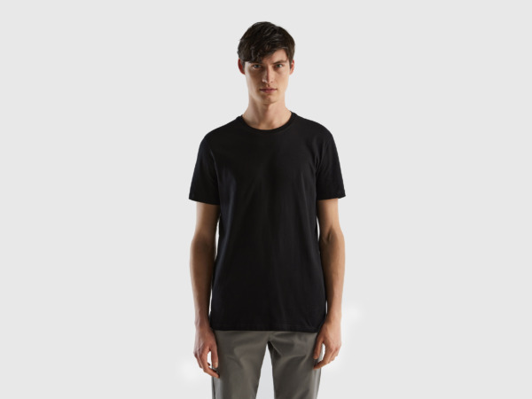 United Colors Of T-Shirt In Black Black Male Benetton Mens T-SHIRTS GOOFASH