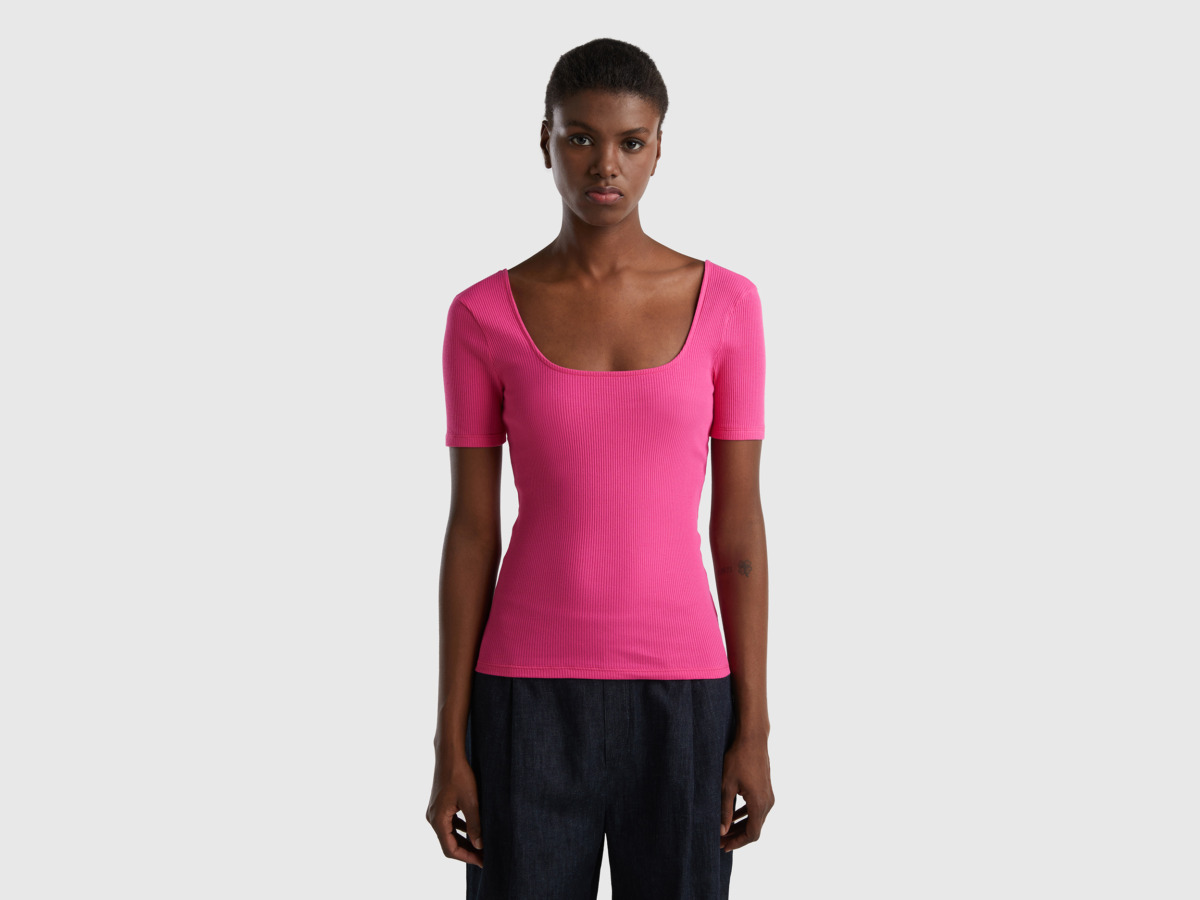Benetton Pink Ribbed T-Shirt With Wide Neckline Fuchsia Female Womens T-SHIRTS GOOFASH