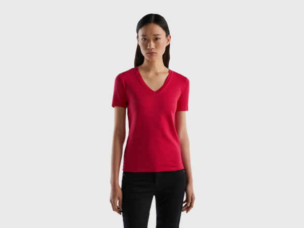 Benetton Pink T-Shirt Made Of Pure With V-Neck Fuchsia Female Womens T-SHIRTS GOOFASH