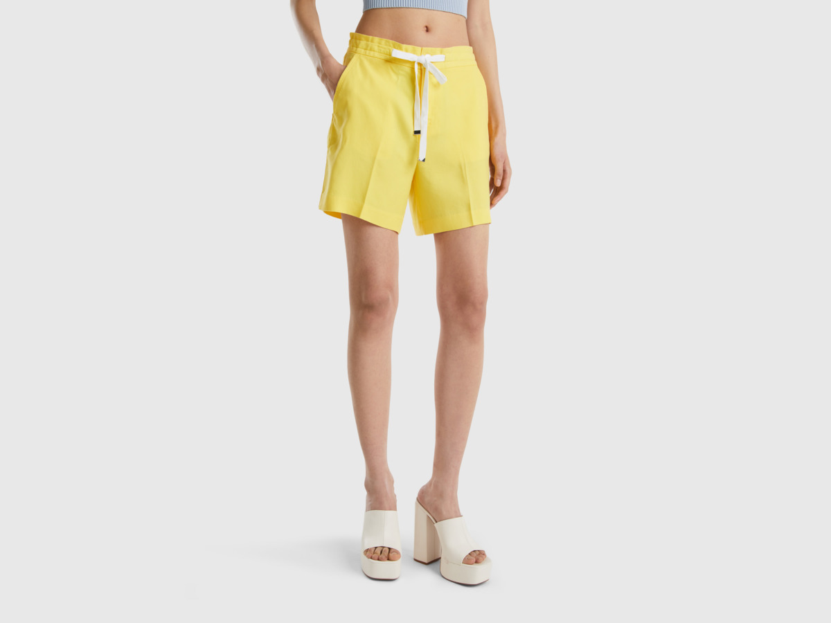 Benetton United Colors Of Bermuda With Tunnel Procession Yellow Female Womens SHORTS GOOFASH