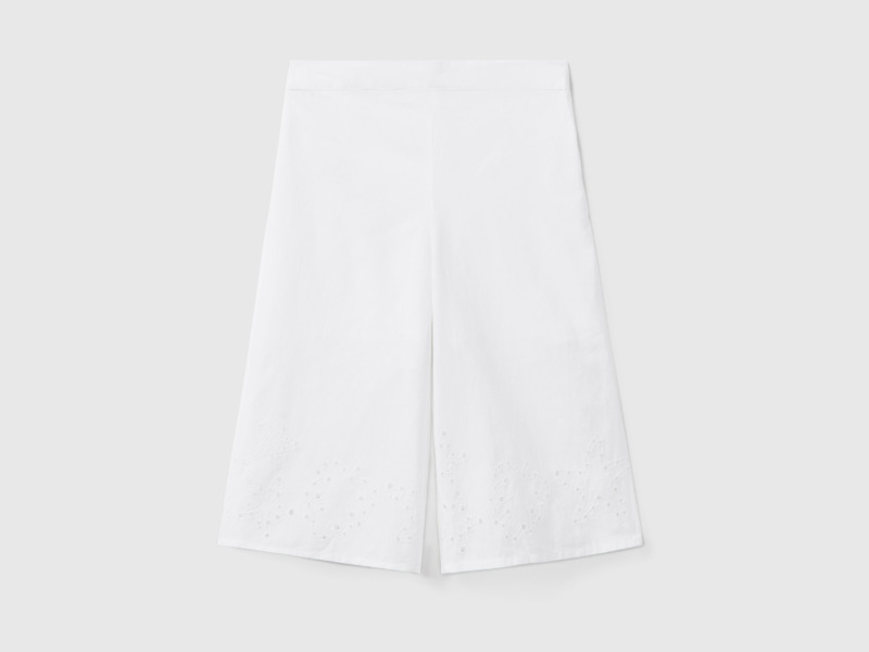 Benetton United Colors Of Bermudas With Embroidery White Female Womens SHORTS GOOFASH