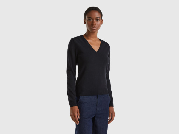 Benetton United Colors Of Black Sweater Made Of Merino With V-Neck Black Female Womens SWEATERS GOOFASH
