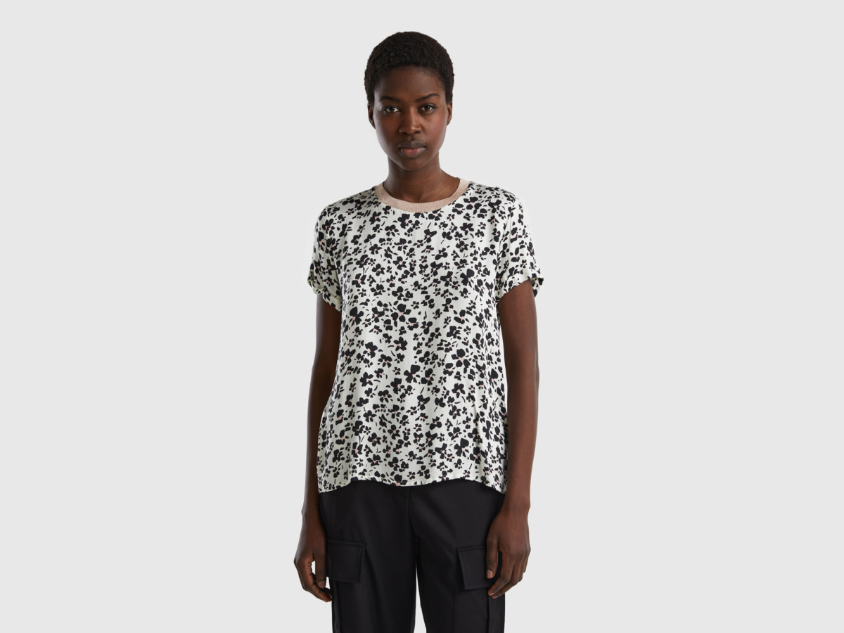 Benetton United Colors Of Blouse With Short Sleeves And Patterns White Female Womens BLOUSES GOOFASH