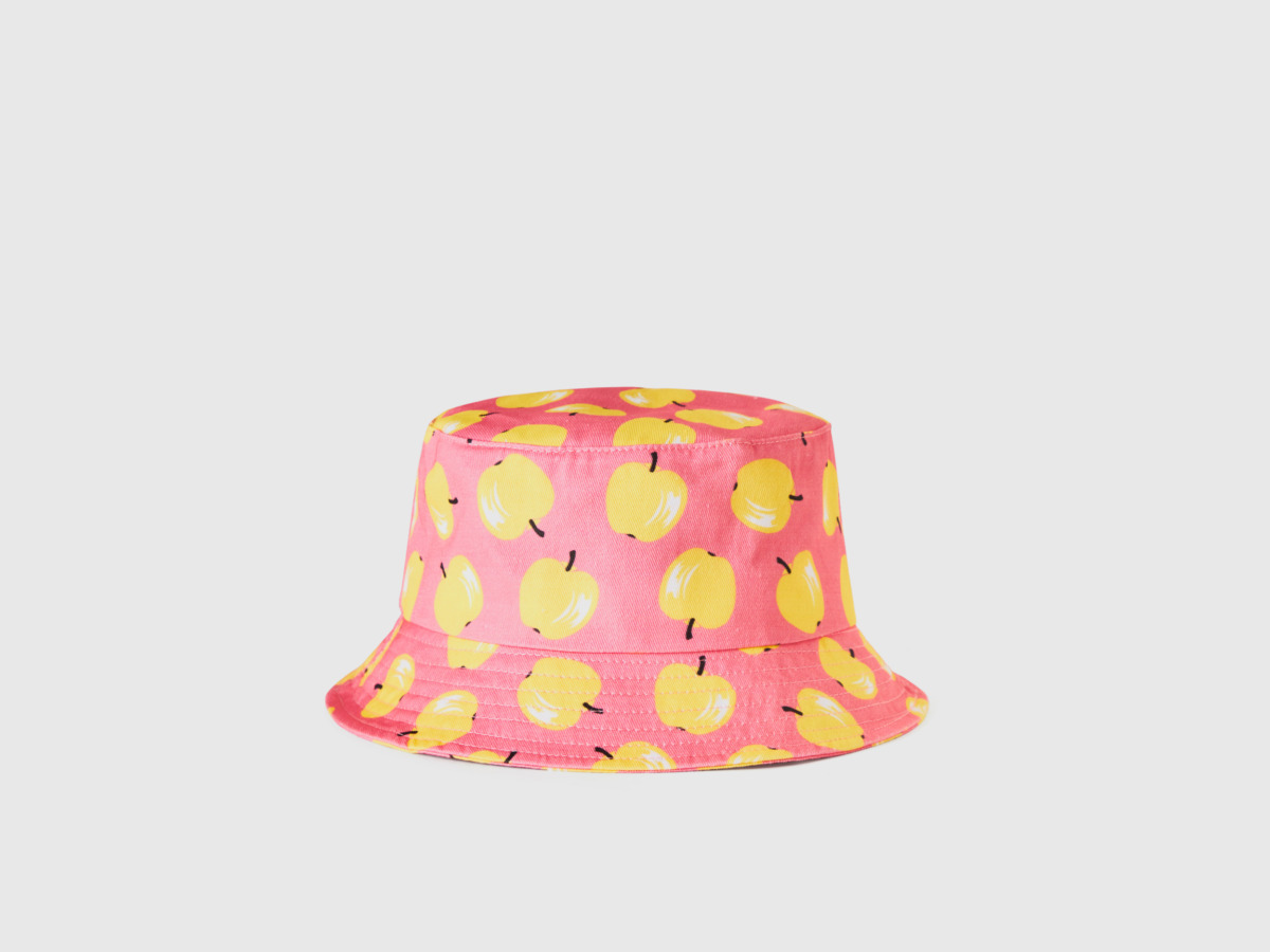 Benetton United Colors Of Hat In Pink With Apple Pattern Os Pink Female Womens HATS GOOFASH