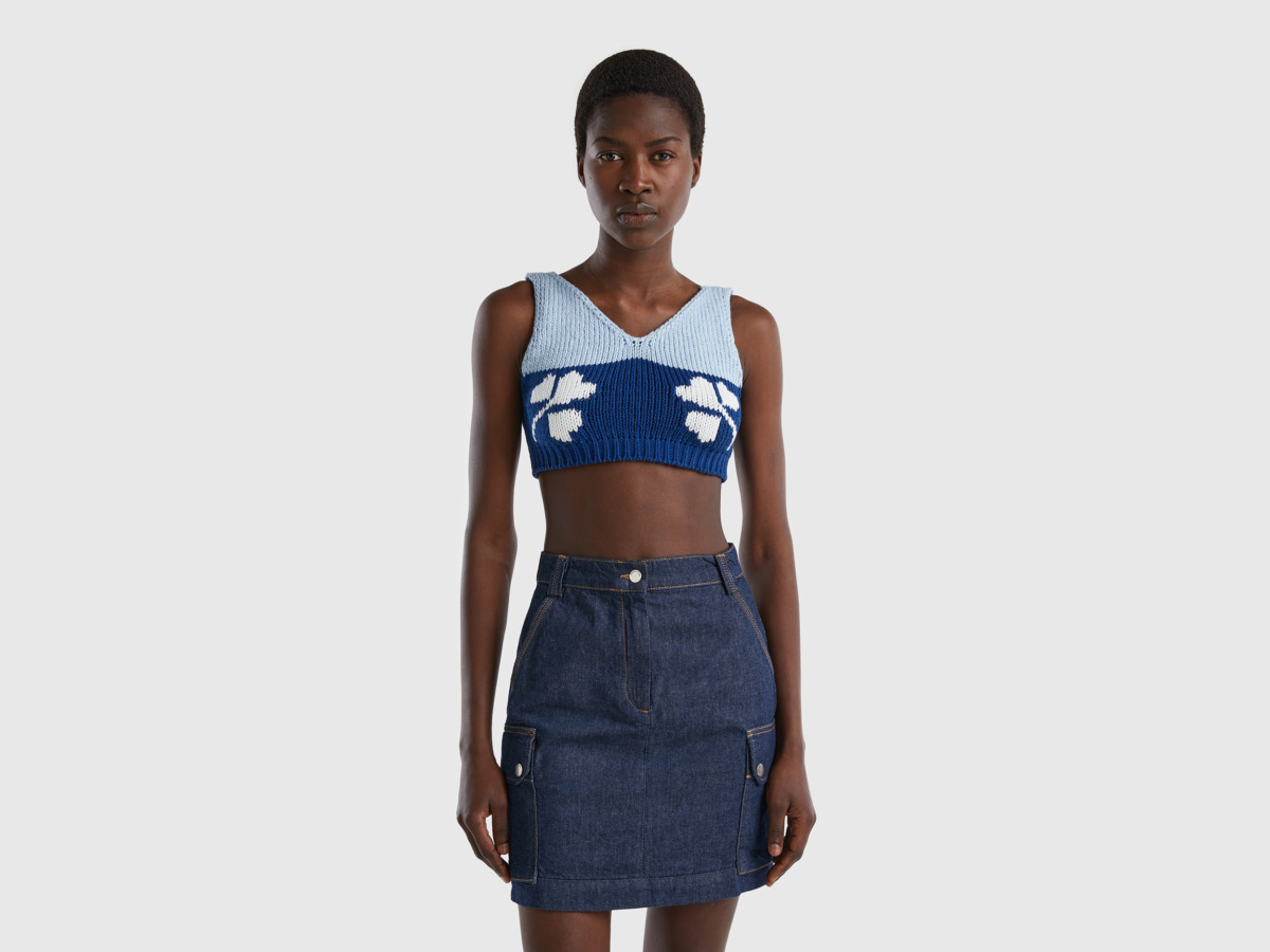 Benetton United Colors Of Short Top In Blue With Flower Intertarsia Work Blue Female Womens TOPS GOOFASH