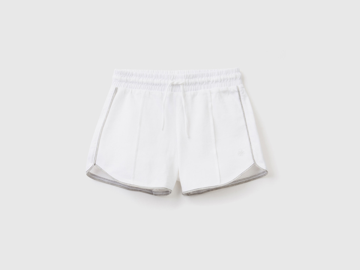 Benetton United Colors Of Shorts In With Tunnel Train White Female Womens SHORTS GOOFASH
