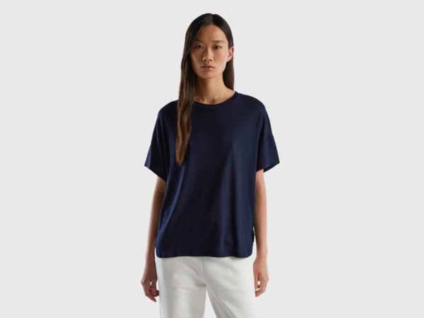 Benetton United Colors Of T-Shirt Made Of Elastic Sustainable Dark Blue Female Womens T-SHIRTS GOOFASH