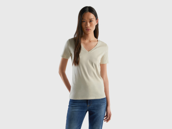 Benetton United Colors Of T-Shirt Made Of Pure With V-Neck Beige Female Womens T-SHIRTS GOOFASH