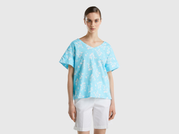 Benetton United Colors Of T-Shirt With Flower Print Light Blue Female Womens T-SHIRTS GOOFASH
