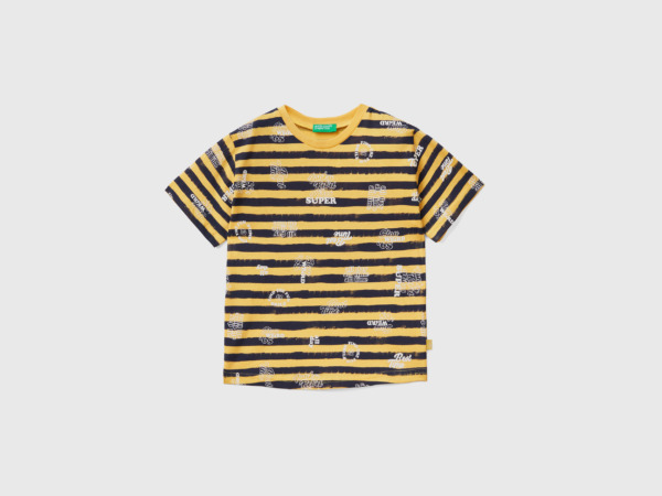 Benetton United Colors Of T-Shirt With Pattern Made Of Yellow Paint Man Mens T-SHIRTS GOOFASH