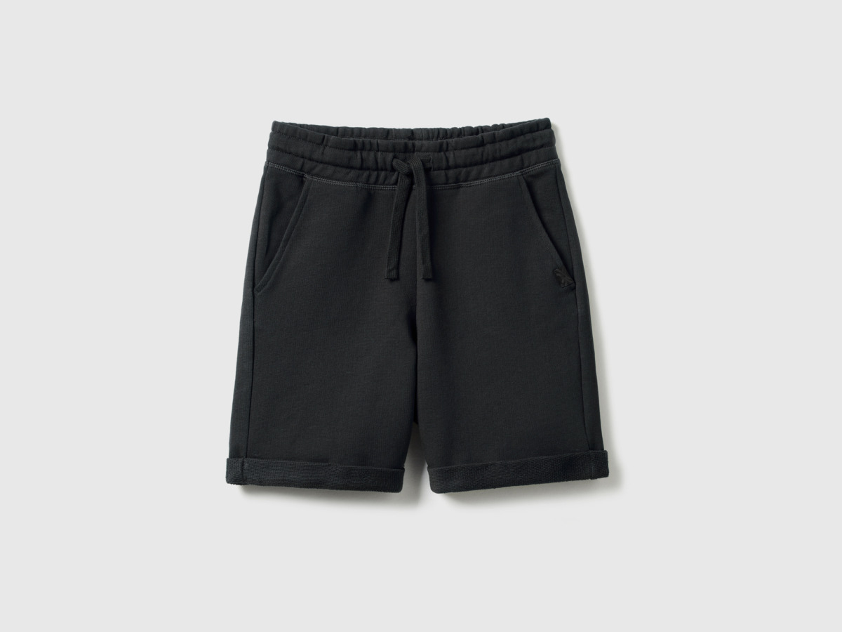 Men's Benetton United Colors Of Bermuda Made Of Sweaty In Pure Black Paint Mens SHORTS GOOFASH