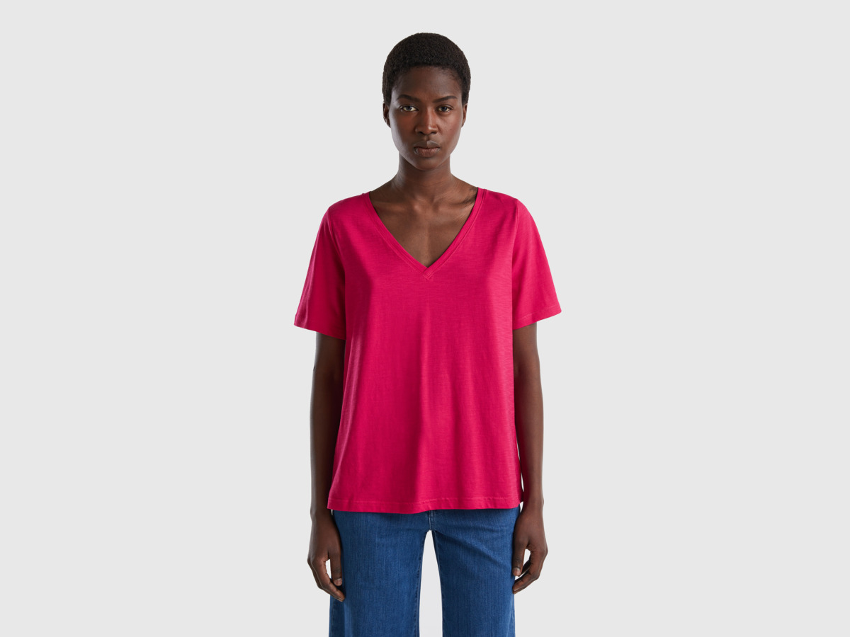 Pink Flamed T-Shirt With V-Neck Fuchsia Female Benetton Womens T-SHIRTS GOOFASH