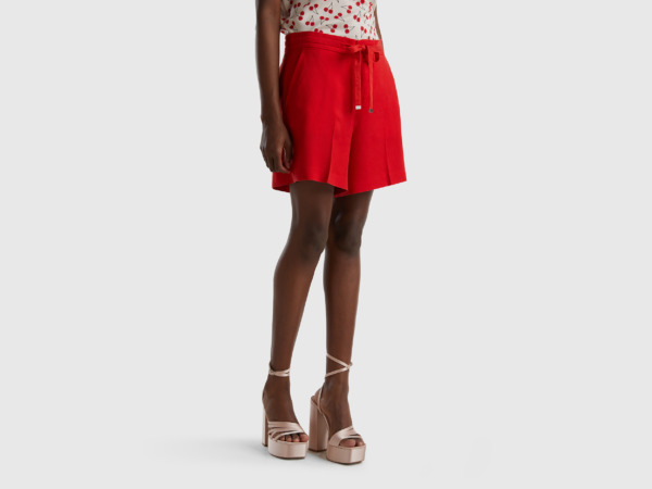United Colors Of Bermuda With Tunnel Procession Red Female Benetton Womens SHORTS GOOFASH