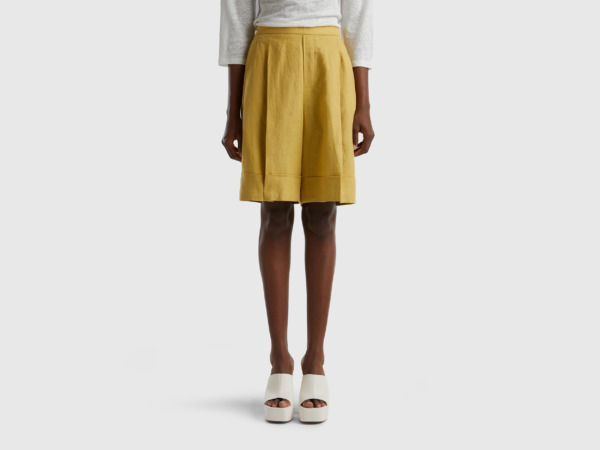 United Colors Of Bermudas In Linen With Hem Lineage Mustard Yellow Female Benetton Womens SHORTS GOOFASH