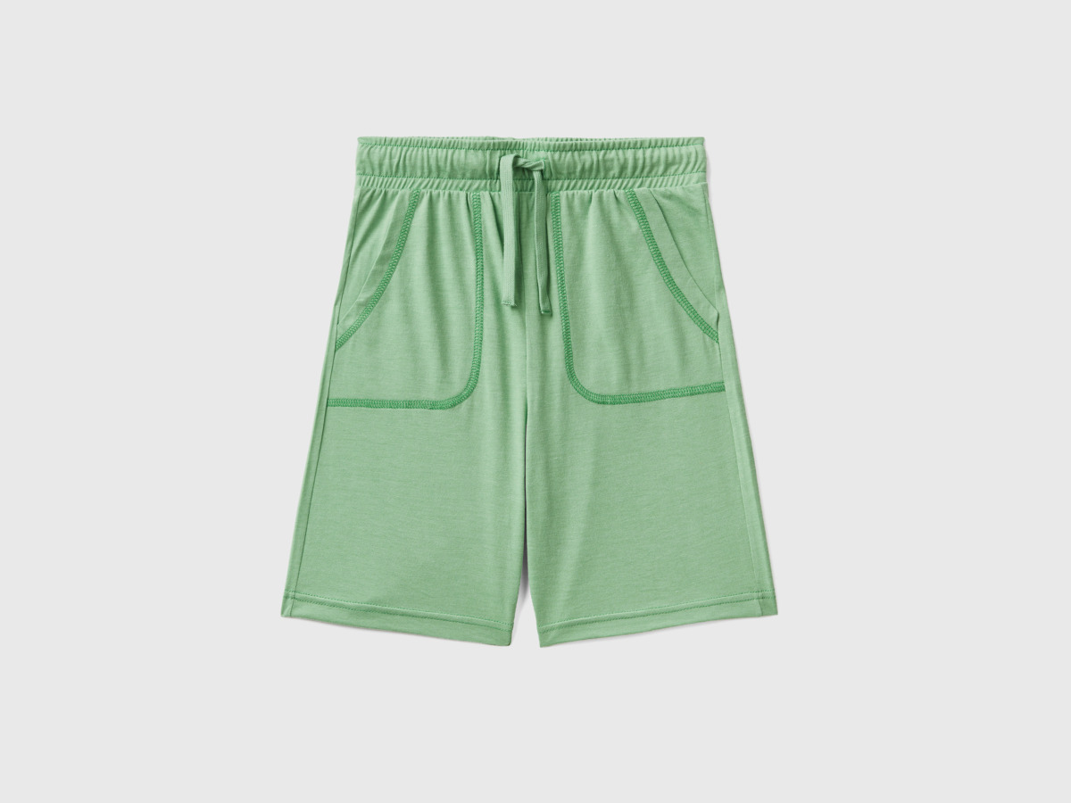 United Colors Of Bermudas Made Of Recycled Fabric With Bags Light Green Male Benetton Mens SHORTS GOOFASH