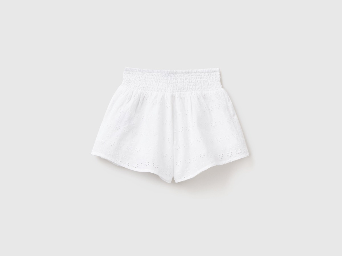 United Colors Of Exhibited Shorts With Hole Embroidery White Female Benetton Womens SHORTS GOOFASH
