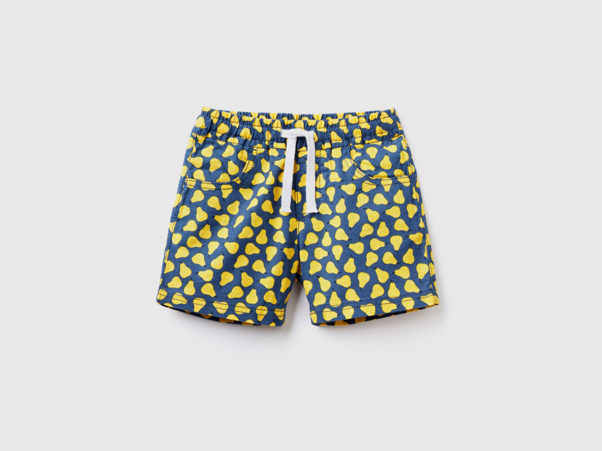 United Colors Of Shorts In Blue With Pear Pattern Blue Male Benetton Mens SHORTS GOOFASH