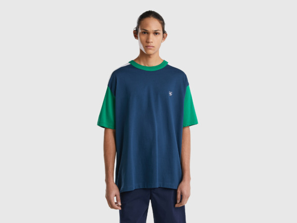 United Colors Of T-Shirt Made Of Organic With Color Blocks Pigeon Blue Male Benetton Mens T-SHIRTS GOOFASH