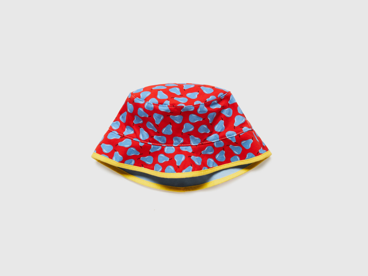 United Colors Of Turnable Hat With Pear Print Red Male Benetton Mens HATS GOOFASH