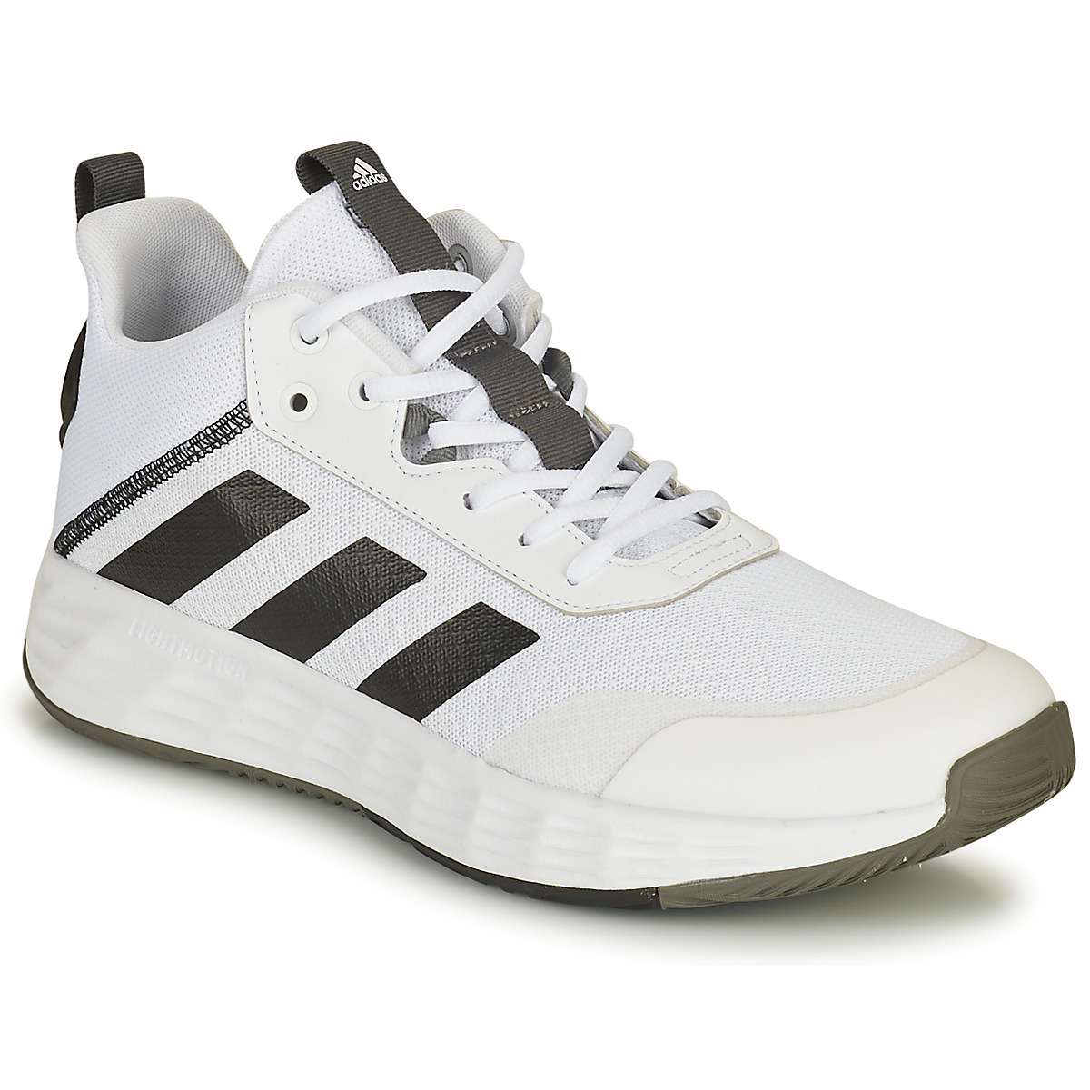 Adidas - Basketball Shoes in White - Spartoo Man GOOFASH