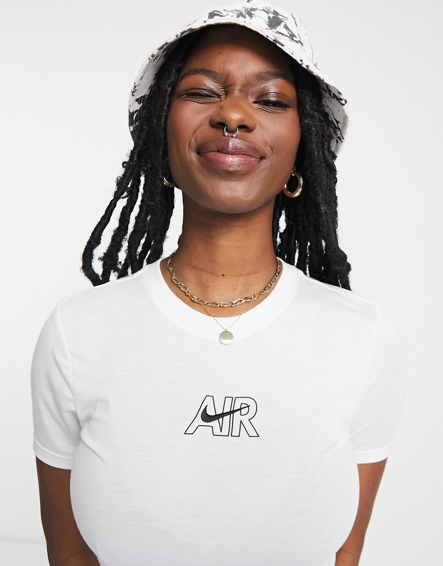 Asos - Ladies T-Shirt in White by Nike GOOFASH
