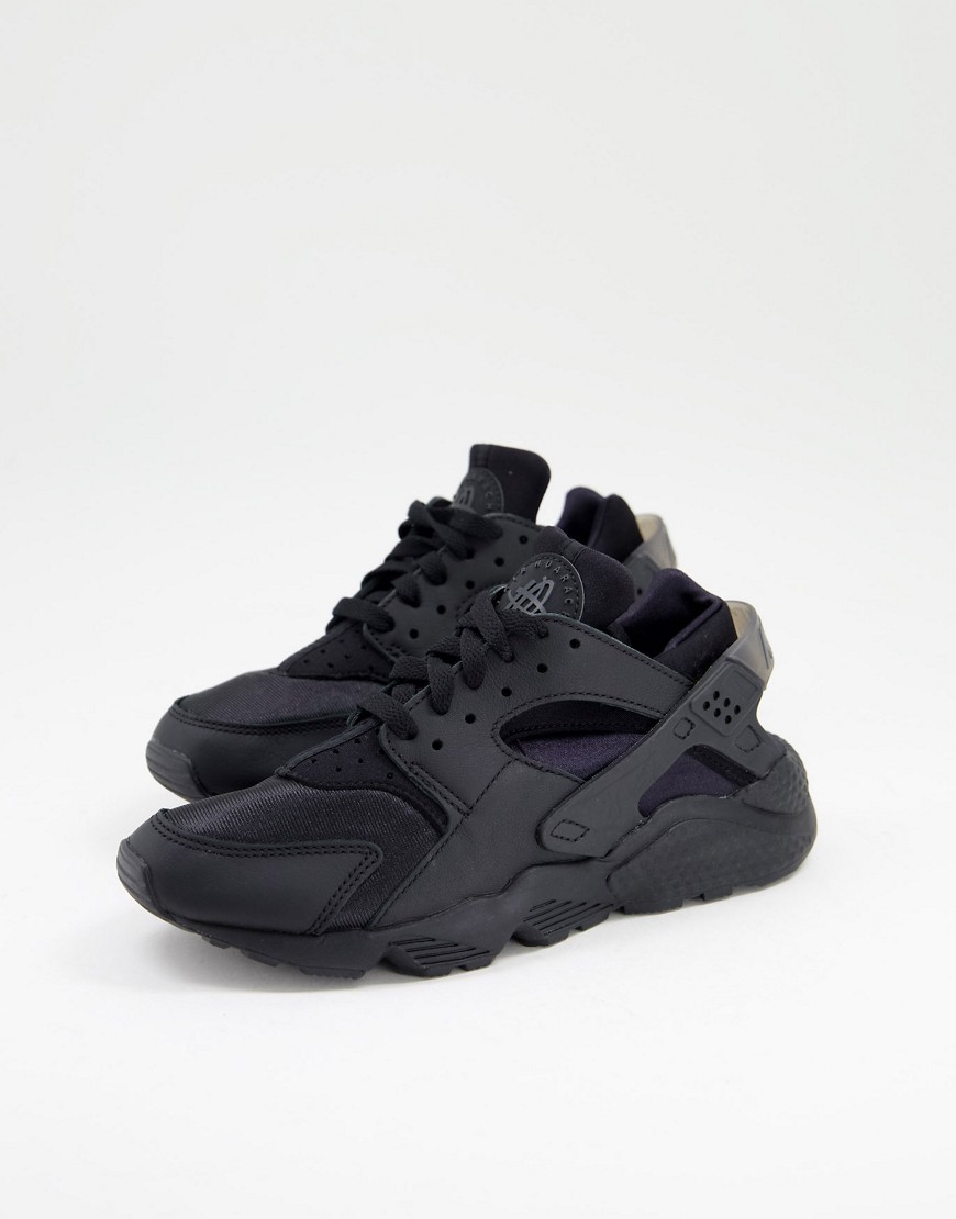 Asos Woman Sneakers in Black by Nike GOOFASH