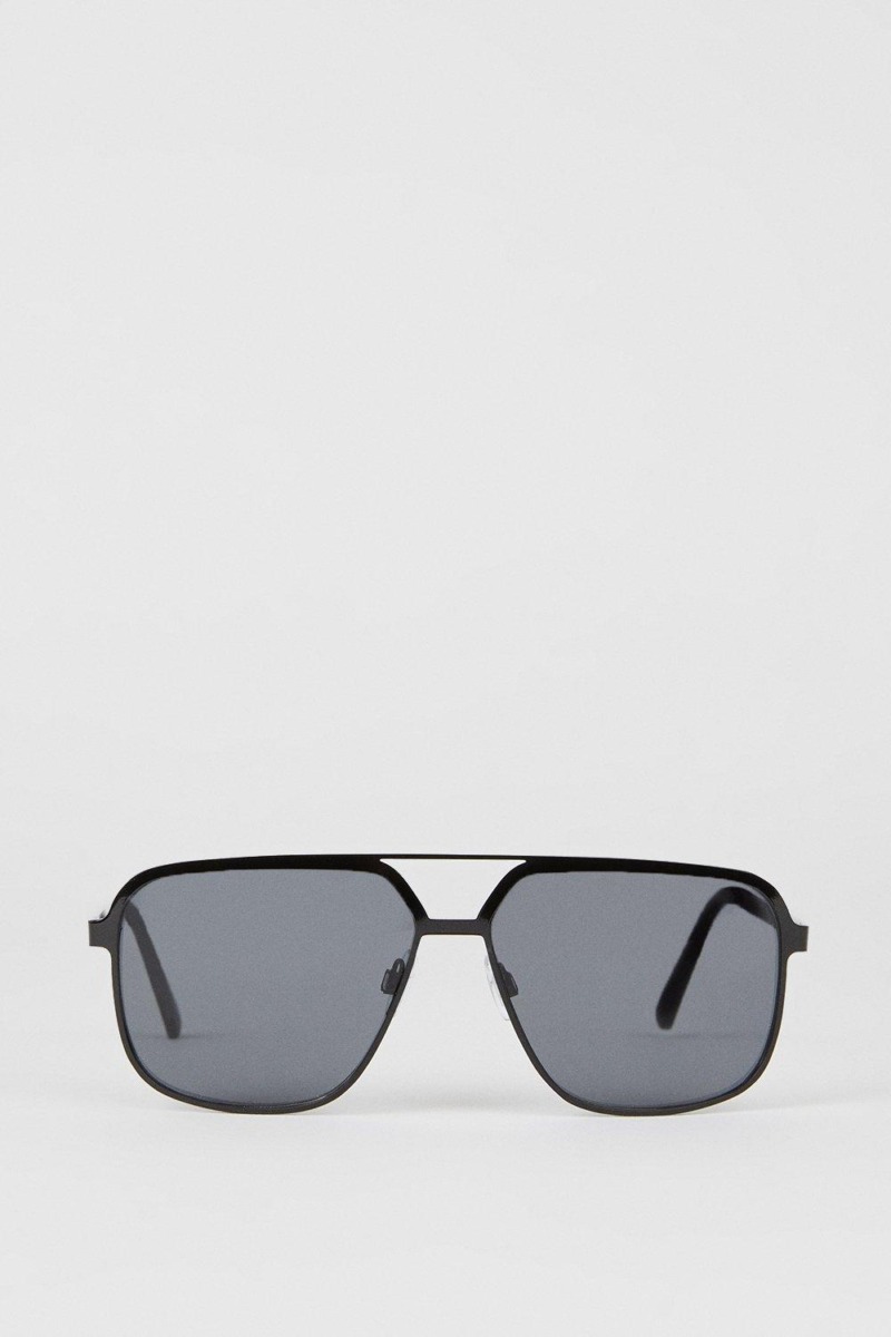 Burton Man Sunglasses Black GOOFASH