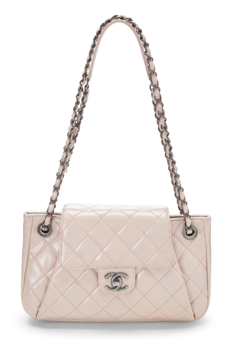 Chanel Women Shoulder Bag Pink at WGACA GOOFASH
