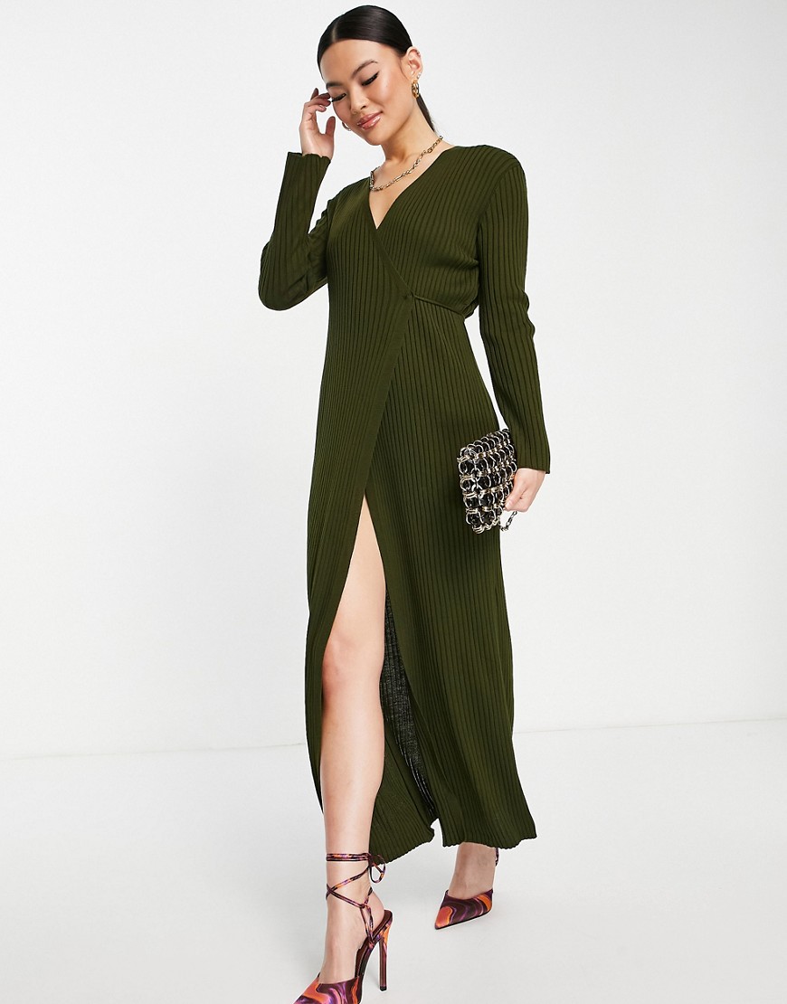 Femme Luxe Midi Dress Green from Asos GOOFASH
