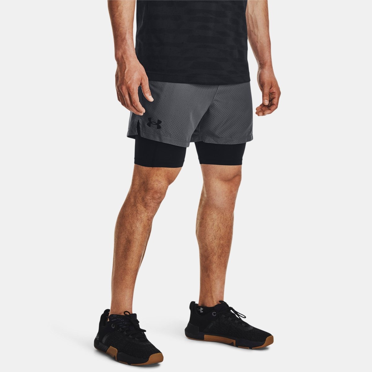 Gents Shorts in Grey from Under Armour GOOFASH