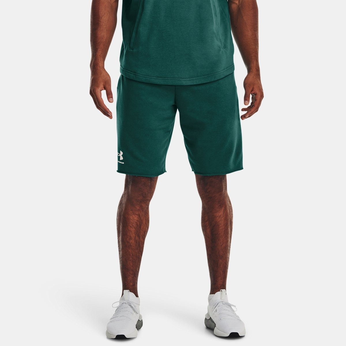 Green - Shorts - Men - Under Armour GOOFASH