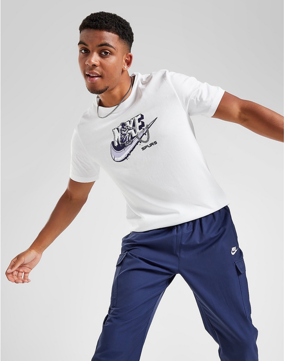 JD Sports Man T-Shirt in White from Nike GOOFASH