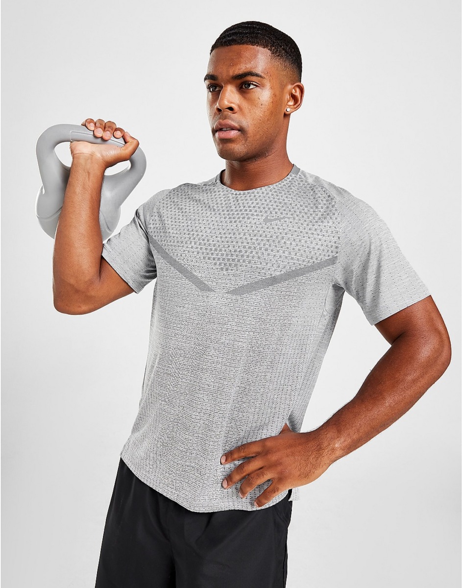 JD Sports Men T-Shirt in Grey by Nike GOOFASH