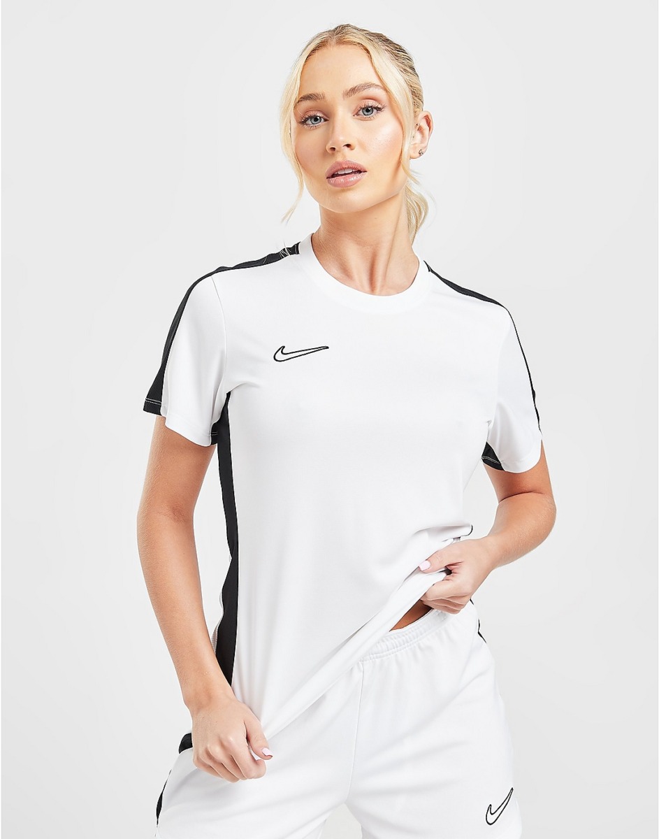 JD Sports - White T-Shirt for Woman from Nike GOOFASH