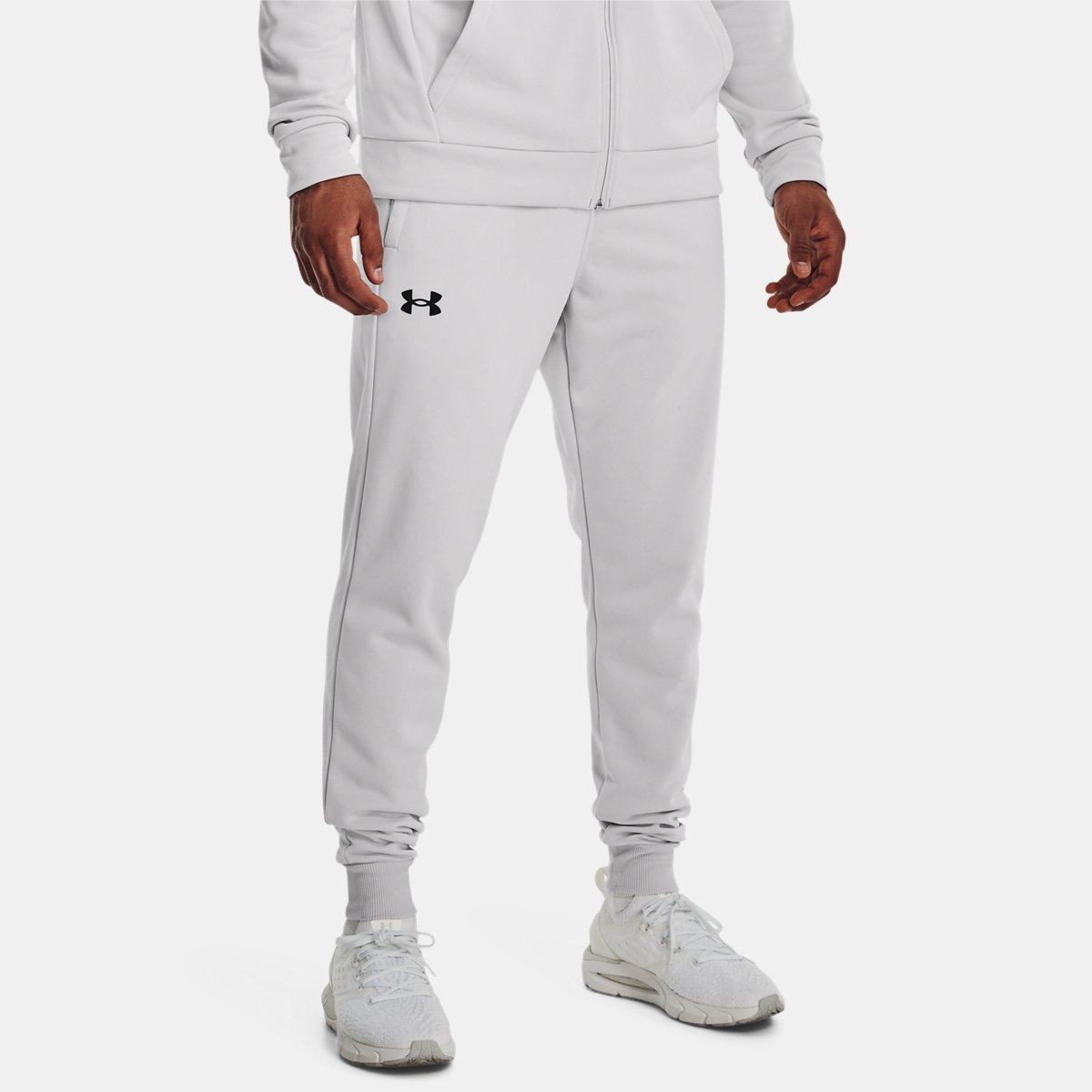 Joggers in Grey for Men at Under Armour GOOFASH