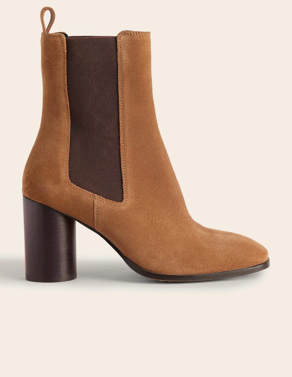 Ladies Chelsea Boots Gold at Boden GOOFASH