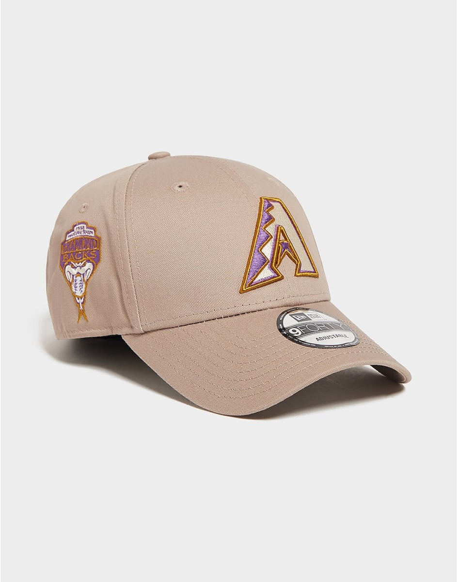 Lady Brown Cap from JD Sports GOOFASH