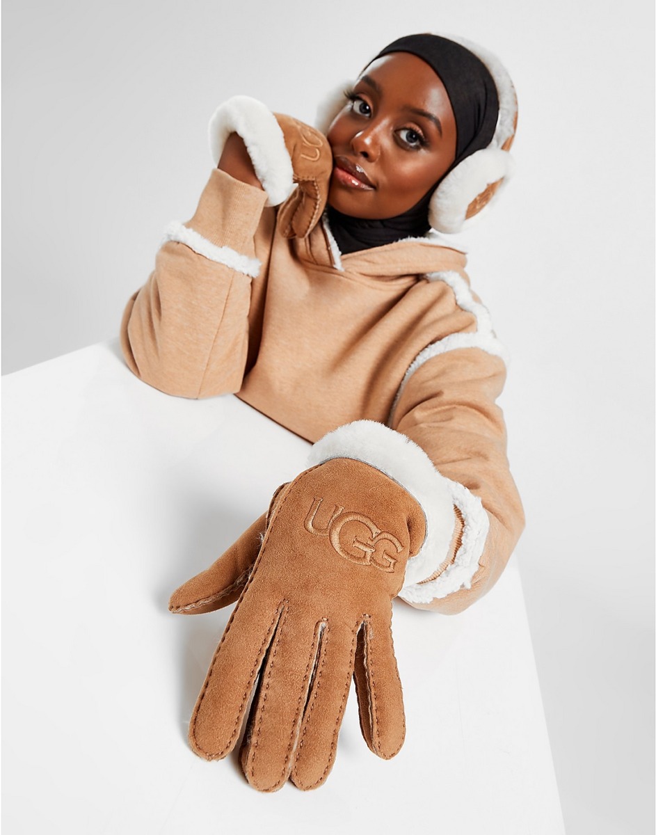 Lady Gloves in Brown JD Sports GOOFASH