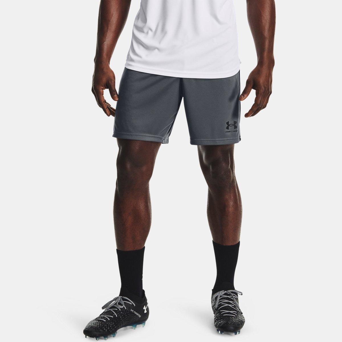 Mens Shorts Grey by Under Armour GOOFASH