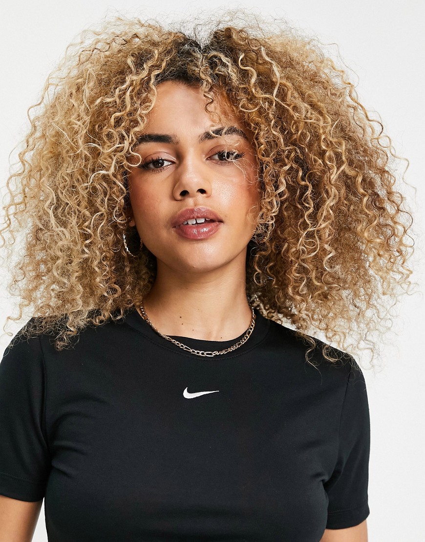 Nike - Black - T-Shirt - Asos - Woman GOOFASH