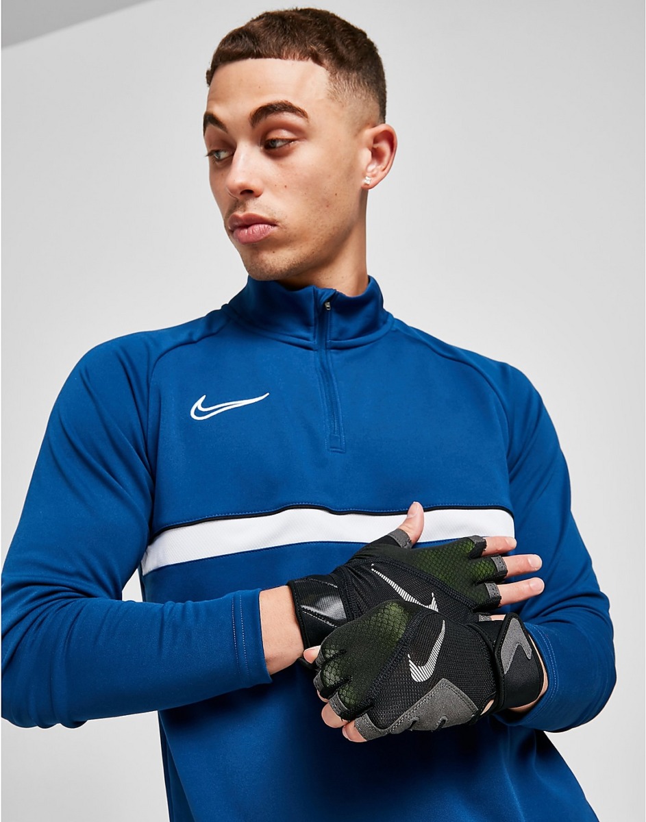 Nike - Gloves in Black JD Sports Man GOOFASH