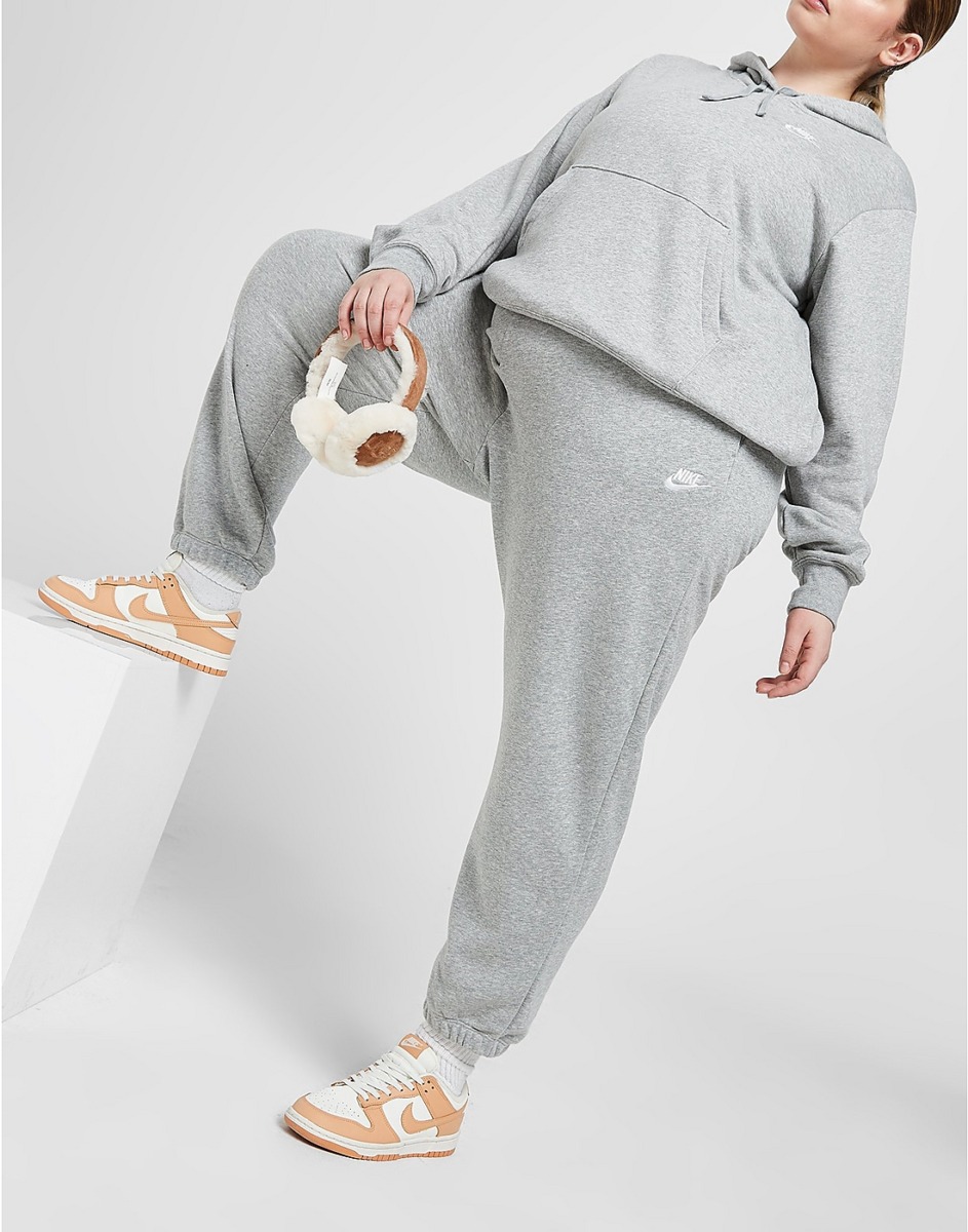 Nike - Sweatpants Grey for Woman at JD Sports GOOFASH