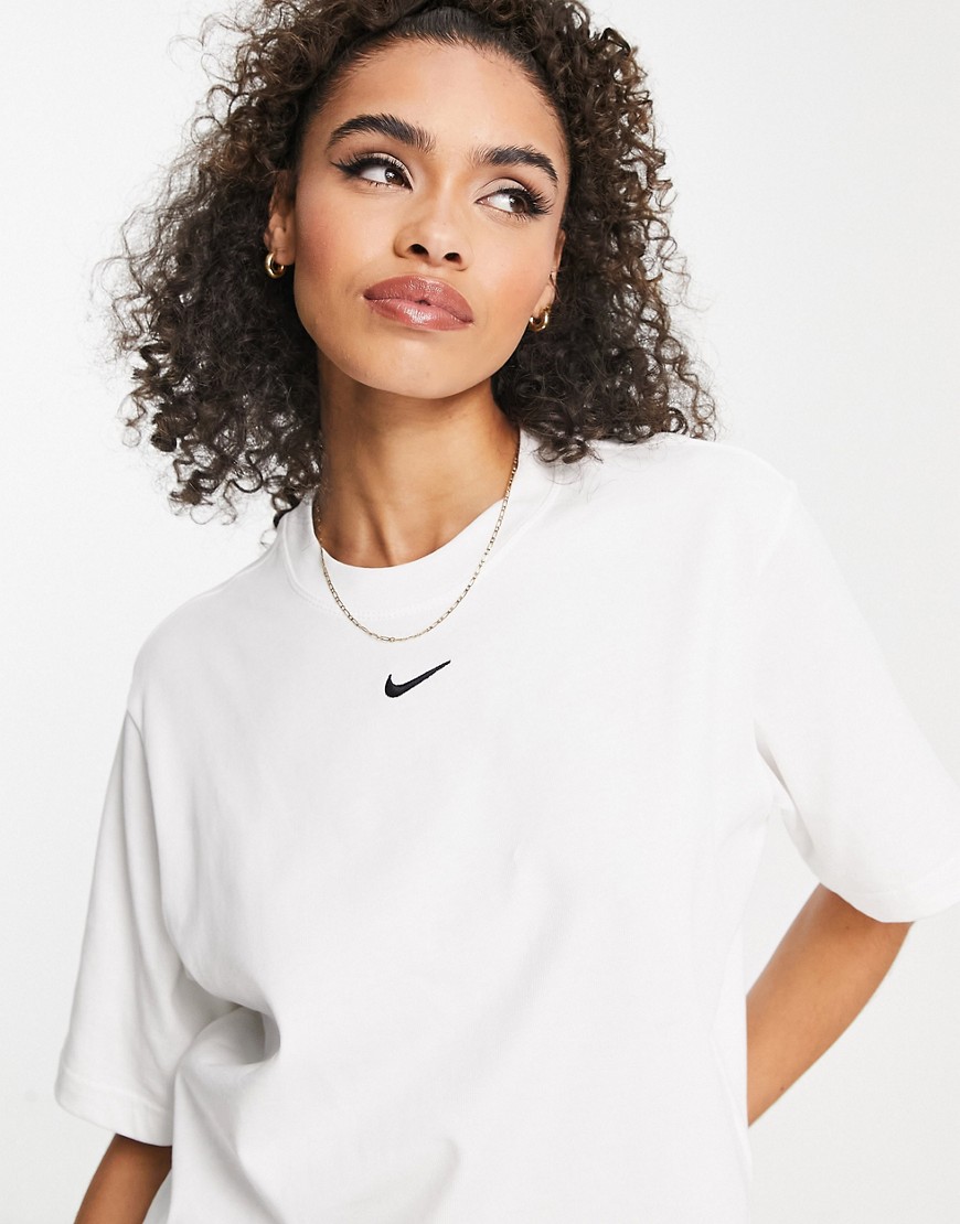 Nike - T-Shirt in White for Woman from Asos GOOFASH