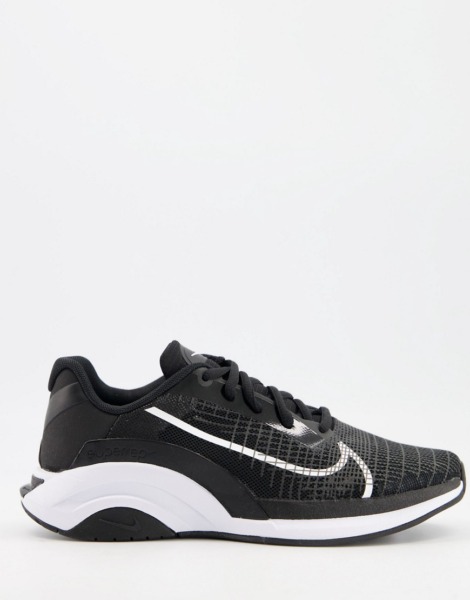 Nike Women's Sneakers in Black Asos GOOFASH