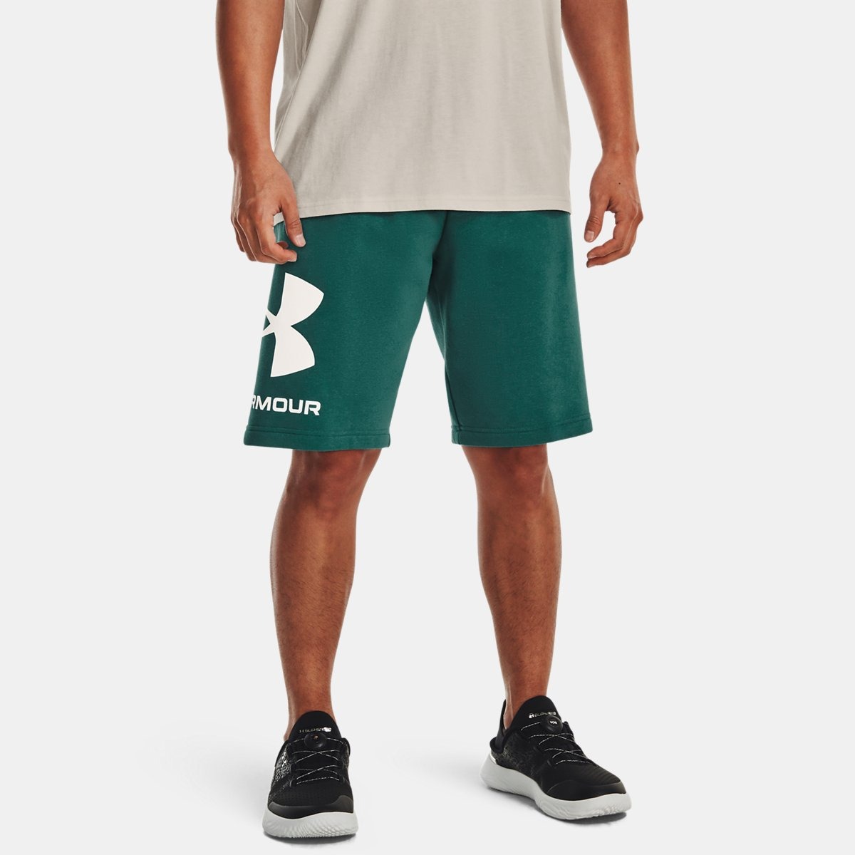 Shorts in Green for Men by Under Armour GOOFASH
