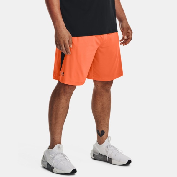 Shorts in Orange - Under Armour - Man GOOFASH