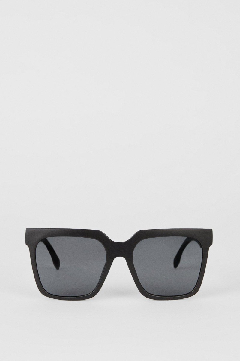 Sunglasses Black Burton GOOFASH