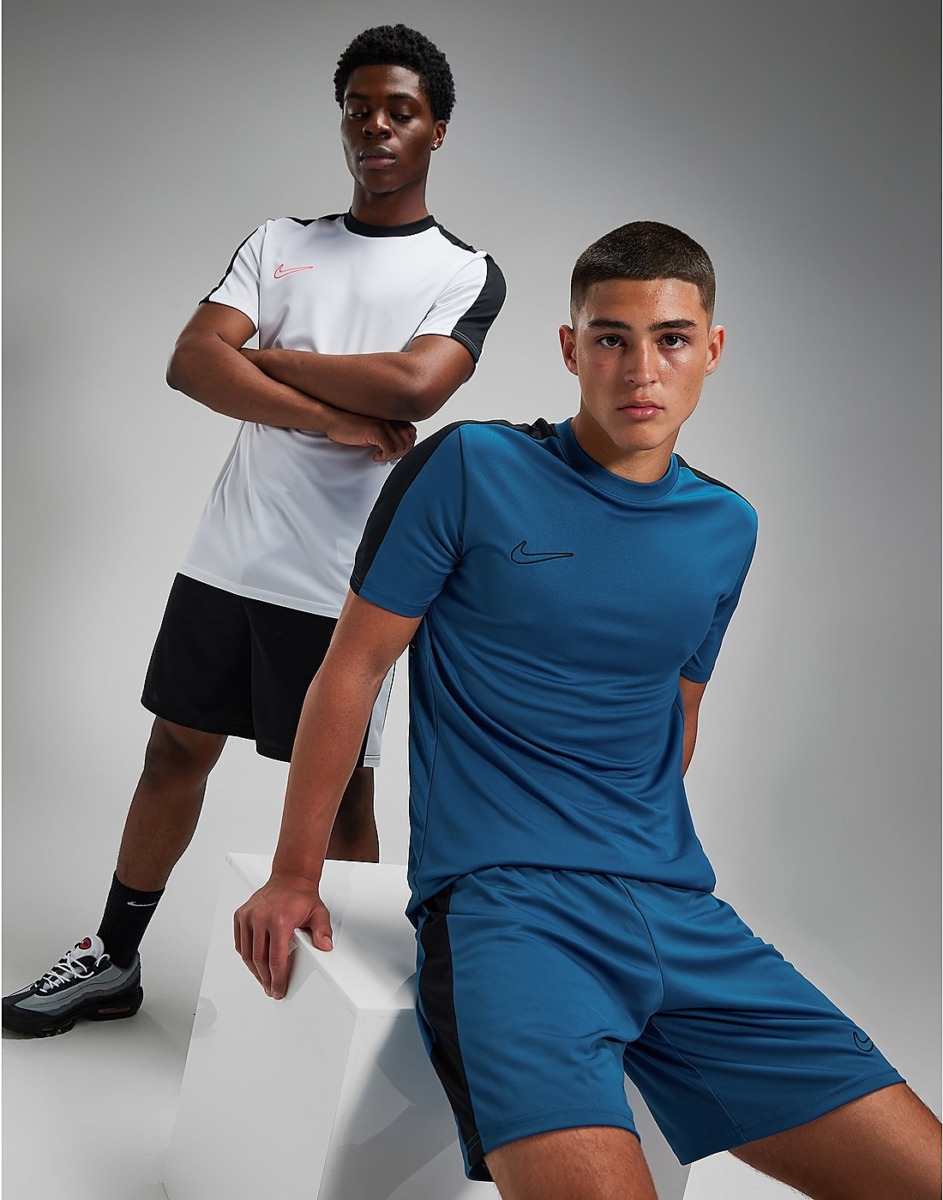 T-Shirt Blue - Nike - Men - JD Sports GOOFASH