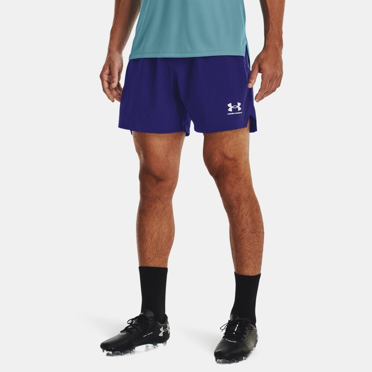 Under Armour Gents Shorts in Blue GOOFASH